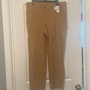 Lane Bryant The 4 Season Ankle Pant. Size 14 Mid Rise